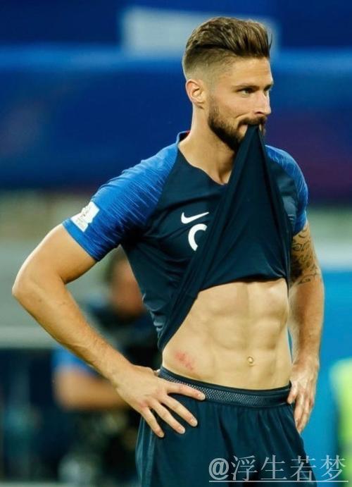 吉鲁回应英超传闻:年近39,我的黄金时代已逝 吉鲁回应英超传闻:年近39,我的黄金时代已逝