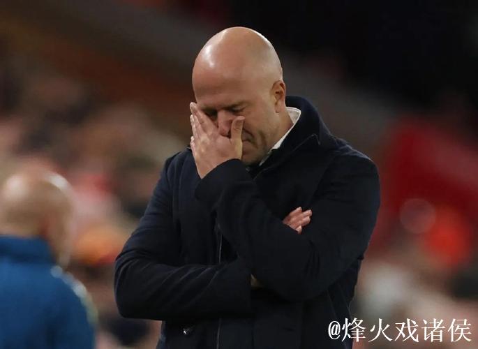 英超-近7轮遭6负!利物浦0-3诺丁汉森林跌至第11名 英超-近7轮遭6负!利物浦0-3诺丁汉森林跌至第11名